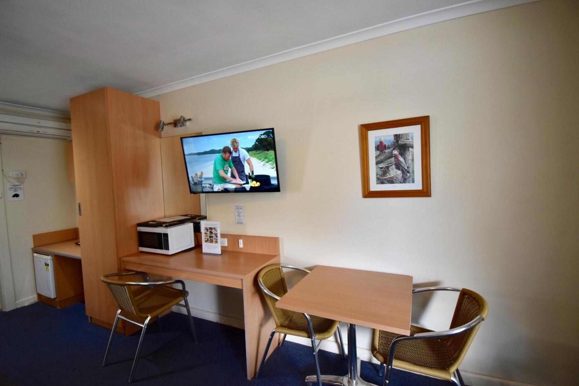 Townhouse Motel Cowra Room photo