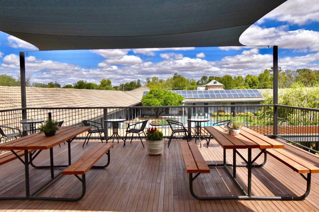 Townhouse Motel Cowra Exterior photo